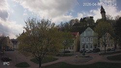 Náměstí, Hrad a Trůba