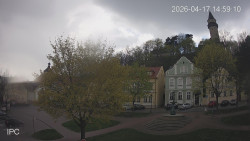 Náměstí, Hrad a Trůba