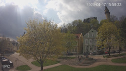 Náměstí, Hrad a Trůba