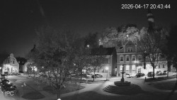 Náměstí, Hrad a Trůba