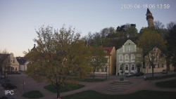 Náměstí, Hrad a Trůba