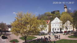Náměstí, Hrad a Trůba
