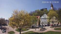 Náměstí, Hrad a Trůba