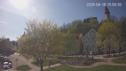 Náměstí, Hrad a Trůba