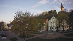 Náměstí, Hrad a Trůba