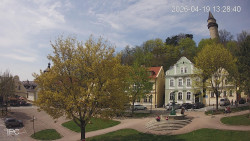 Náměstí, Hrad a Trůba