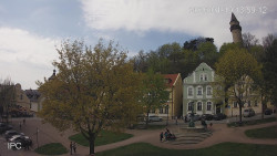 Náměstí, Hrad a Trůba