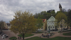 Náměstí, Hrad a Trůba