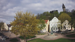 Náměstí, Hrad a Trůba