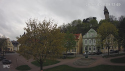 Náměstí, Hrad a Trůba