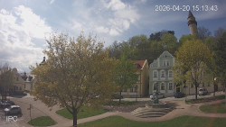 Náměstí, Hrad a Trůba