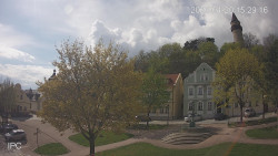 Náměstí, Hrad a Trůba