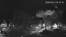 Náměstí, Hrad a Trůba