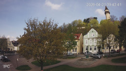 Náměstí, Hrad a Trůba