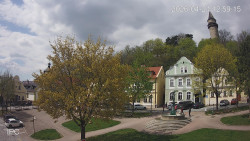 Náměstí, Hrad a Trůba