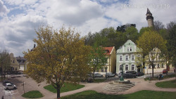 Náměstí, Hrad a Trůba