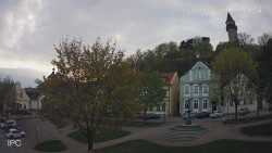 Náměstí, Hrad a Trůba