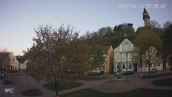 Náměstí, Hrad a Trůba