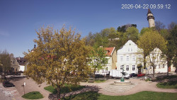 Náměstí, Hrad a Trůba