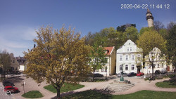 Náměstí, Hrad a Trůba