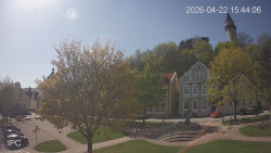 Náměstí, Hrad a Trůba