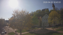 Náměstí, Hrad a Trůba