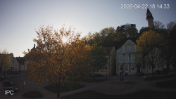 Náměstí, Hrad a Trůba