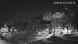 Náměstí, Hrad a Trůba