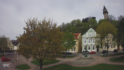 Náměstí, Hrad a Trůba