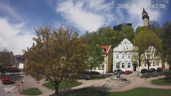 Náměstí, Hrad a Trůba