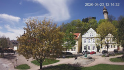 Náměstí, Hrad a Trůba