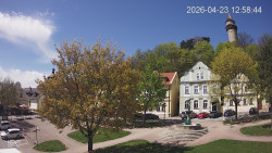 Náměstí, Hrad a Trůba