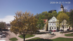 Náměstí, Hrad a Trůba