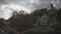 Náměstí, Hrad a Trůba