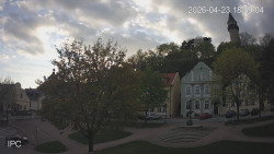 Náměstí, Hrad a Trůba