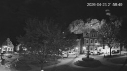 Náměstí, Hrad a Trůba