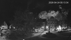 Náměstí, Hrad a Trůba