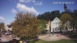 Náměstí, Hrad a Trůba