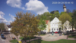 Náměstí, Hrad a Trůba