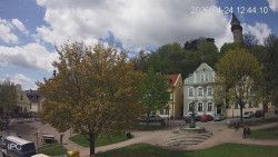 Náměstí, Hrad a Trůba