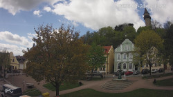 Náměstí, Hrad a Trůba