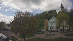 Náměstí, Hrad a Trůba