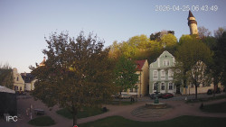 Náměstí, Hrad a Trůba