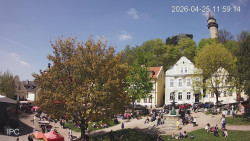 Náměstí, Hrad a Trůba