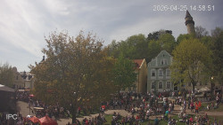 Náměstí, Hrad a Trůba