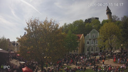 Náměstí, Hrad a Trůba