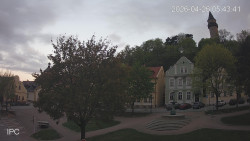 Náměstí, Hrad a Trůba