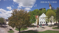 Náměstí, Hrad a Trůba