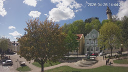 Náměstí, Hrad a Trůba