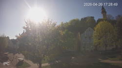 Náměstí, Hrad a Trůba